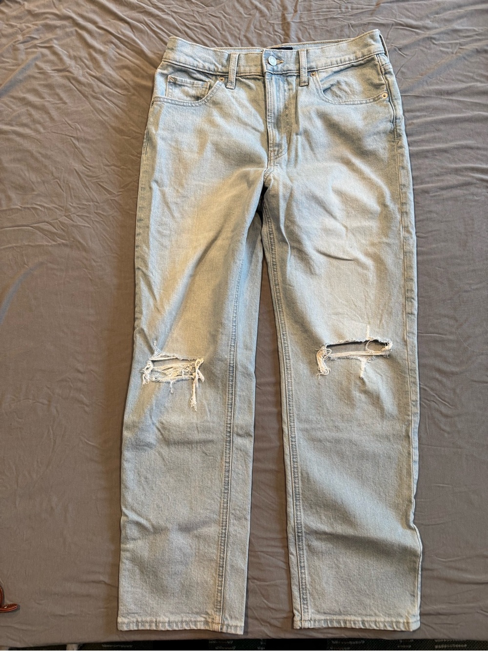GAP High Rise Destructed Straight Jeans NWOT - 6/28R